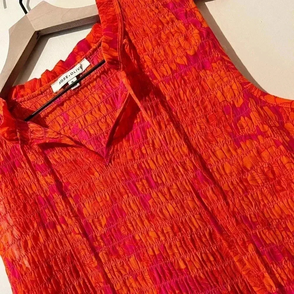 Floral Print Flowy Peplum Sleeveless Top - Picture 12 of 12